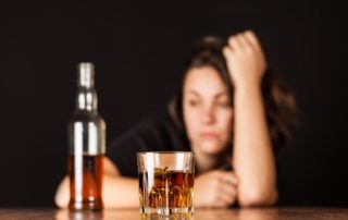 Pourquoi le stress donne-t-il envie de boire plus d'alcool ?