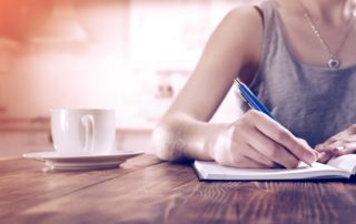 Vous risquez d'avoir une journée stressante ? Rédigez vos souvenirs d'un échec passé pour lutter contre le stress !